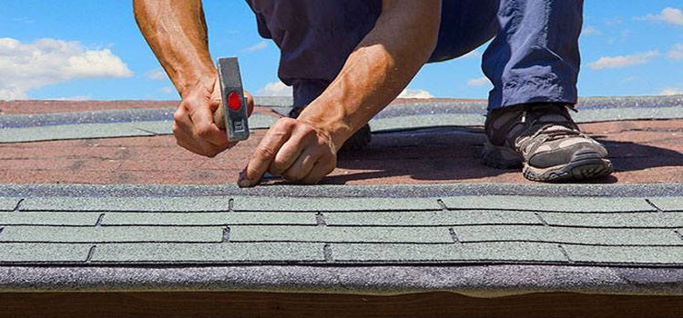 asphalt-shingles-roof-maintenance-Hawaiian Gardens